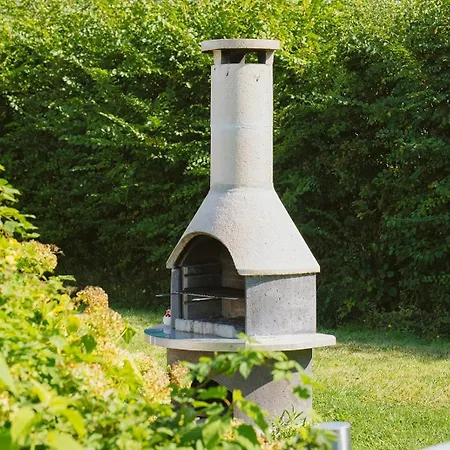 Ruim Vakantiehuis Met Sauna En Buitenspa In Ouddorp *